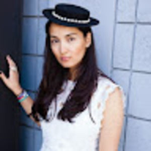 Meet your Posher, Laziza